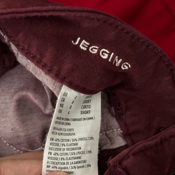 American Eagle Women Red Burgundy Jegging Jean‎ 360 size 0 super stretch - Picture 9 of 9